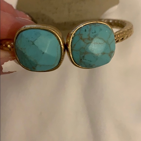 Natasha Bracelet and Matching Earrings - Picture 3 of 3